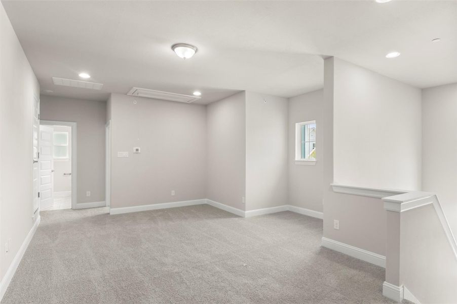 Spacious, unfurnished interior of a new home in Cross Creek, Cedar Park (Image 15).