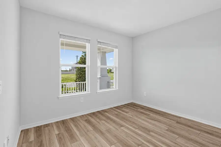 Spacious, unfurnished interior of a new home in Center Lake Ranch Community Group Page, St. Cloud (Image 22).