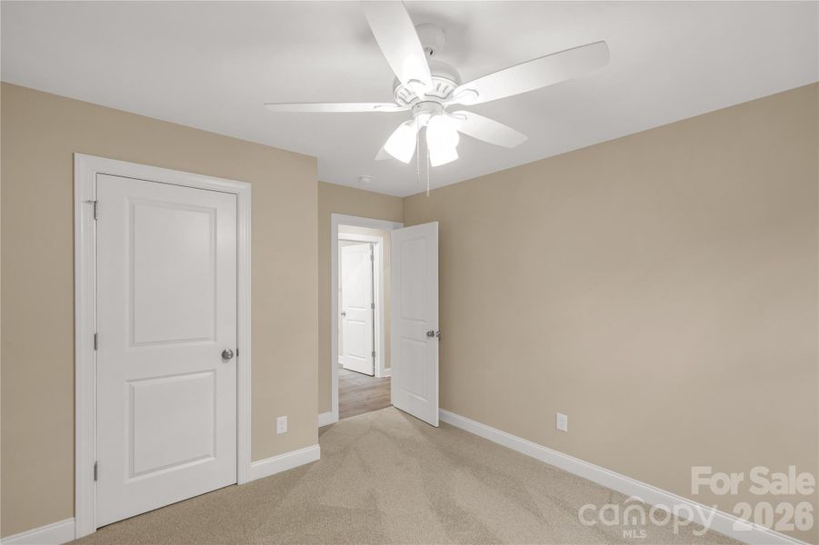 Spacious, unfurnished interior of a new home in , Kershaw (Image 23).