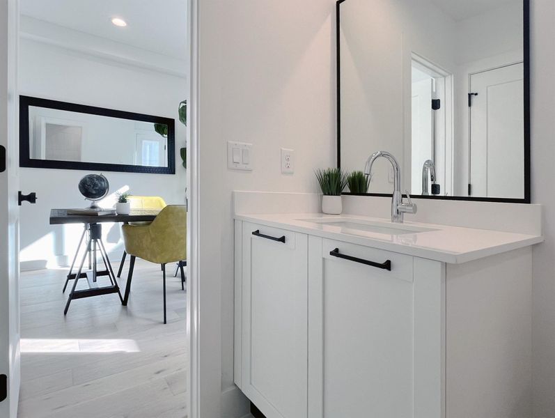 Furnished interior view inside a new home in Yale Terrace, Houston (Image 31). Furnished interior view inside a new home in Yale Terrace, Houston (Image 31).