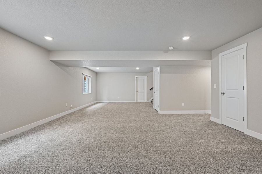 Spacious, unfurnished interior of a new home in Ridge at Lorson Ranch, Colorado Springs (Image 51). Spacious, unfurnished interior of a new home in Ridge at Lorson Ranch, Colorado Springs (Image 51).