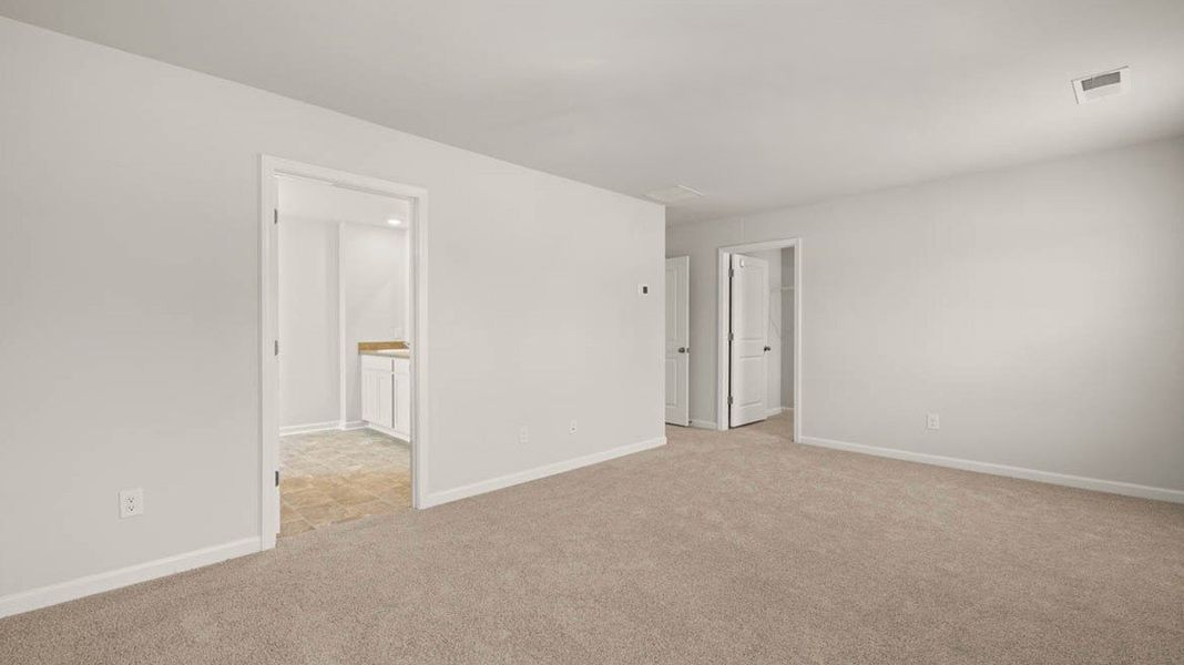 Spacious, unfurnished interior of a new home in The Islands, Beech Island (Image 17).