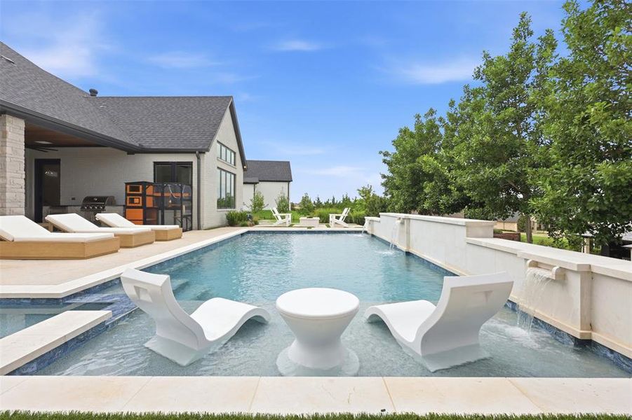 Exterior details and patio area of a home in , Heath (Image 22).