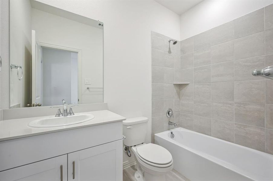 Furnished interior view inside a new home in Lakehaven - Premier Series, Farmersville (Image 11).