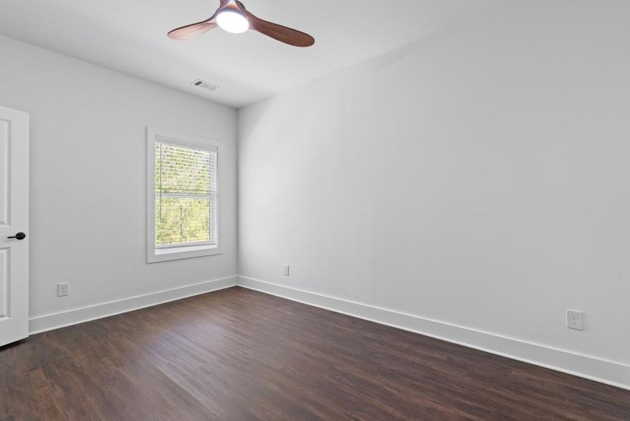 Spacious, unfurnished interior of a new home in , Stockbridge (Image 21).