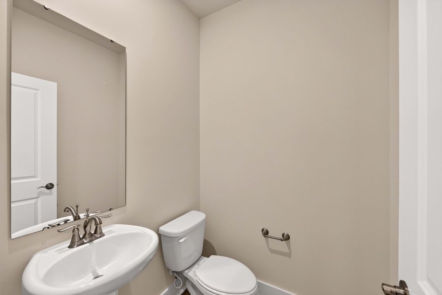 Furnished interior view inside a new home in Context at Oakhurst, Charlotte (Image 12). Furnished interior view inside a new home in Context at Oakhurst, Charlotte (Image 12).