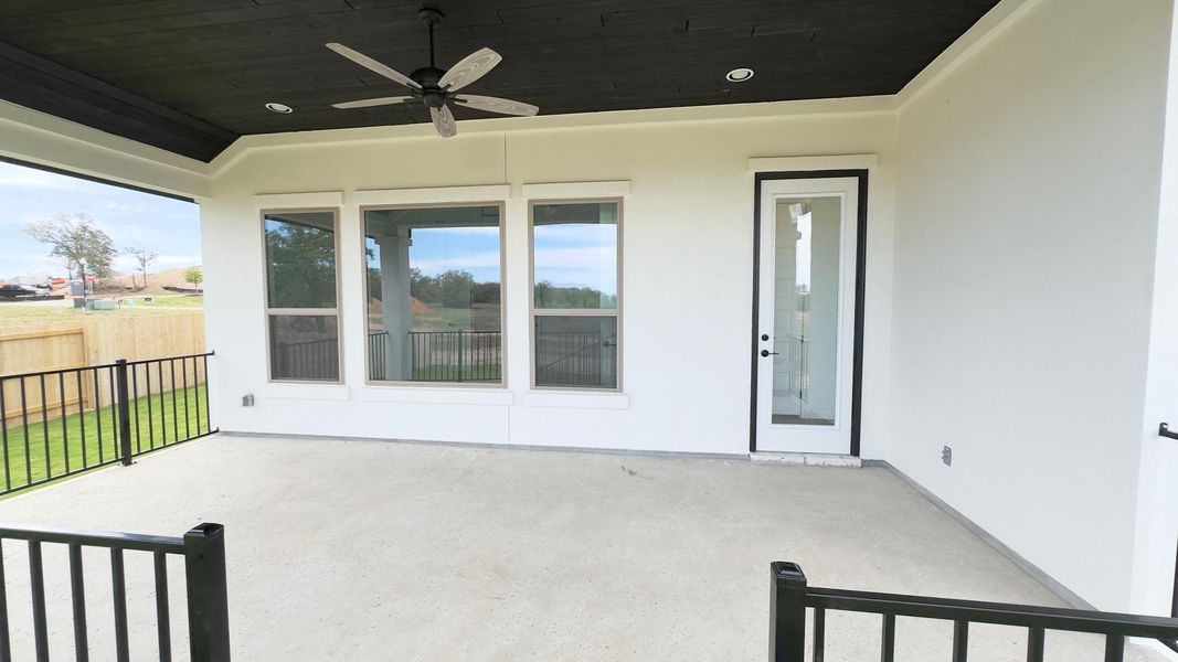 View of patio / terrace featuring ceiling fan