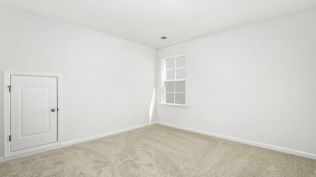 Representative unfurnished interior of a home built from the WINSTON by D.R. Horton in The Preserve at Kinsley, Jamestown (Image 17).