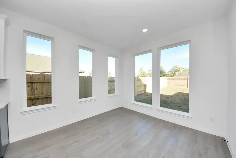 Spacious, unfurnished interior of a new home in Elyson, Katy (Image 43).