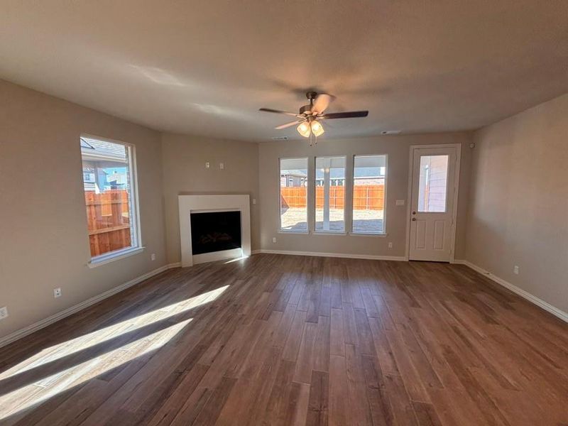 Spacious, unfurnished interior of a new home in Northstar, Fort Worth (Image 9). Spacious, unfurnished interior of a new home in Northstar, Fort Worth (Image 9).