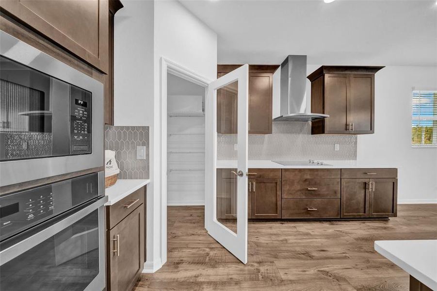 Furnished interior view inside a new home in , Wesley Chapel (Image 8).