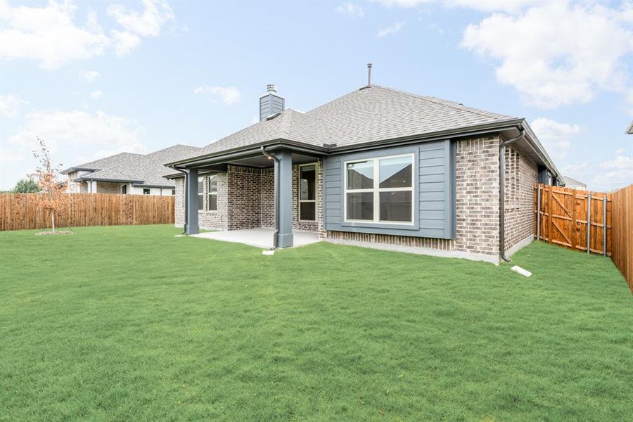 Front exterior of a new home in West Crossing, Anna, TX, highlighting curb appeal (Image 1). Front exterior of a new home in West Crossing, Anna, TX, highlighting curb appeal (Image 1).