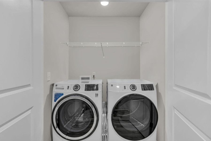 Close-up of interior finishes inside a home in , North Charleston (Image 19).