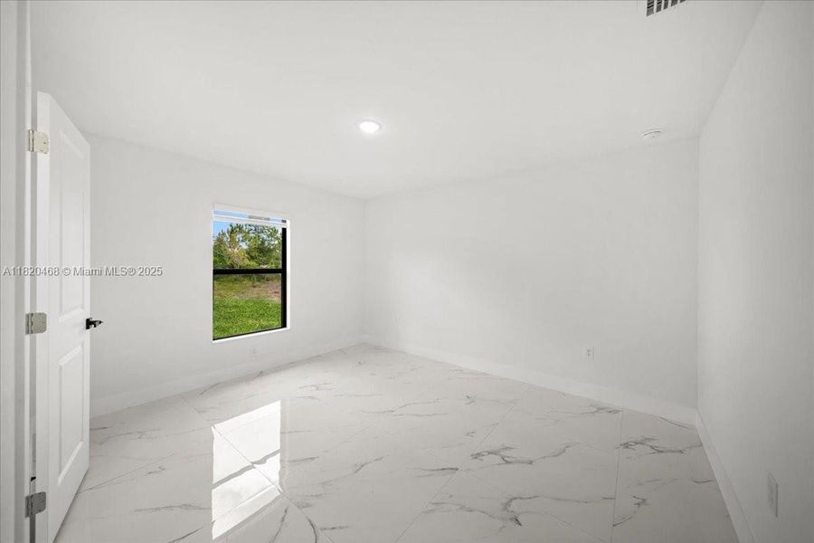 Image 25 of a home in .