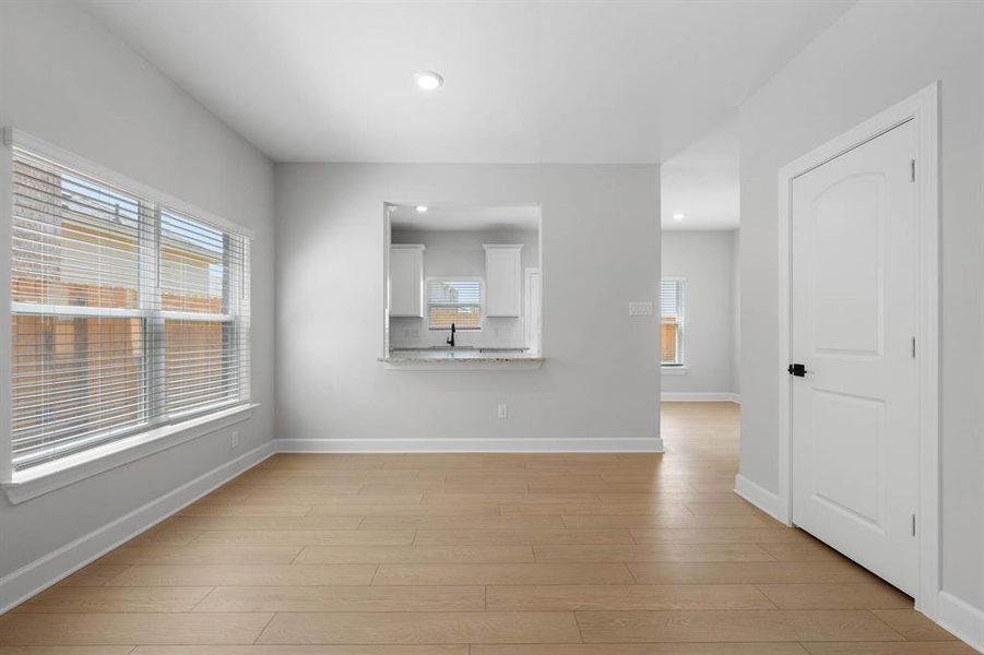 Spacious, unfurnished interior of a new home in Princeton Heights, Princeton (Image 4).