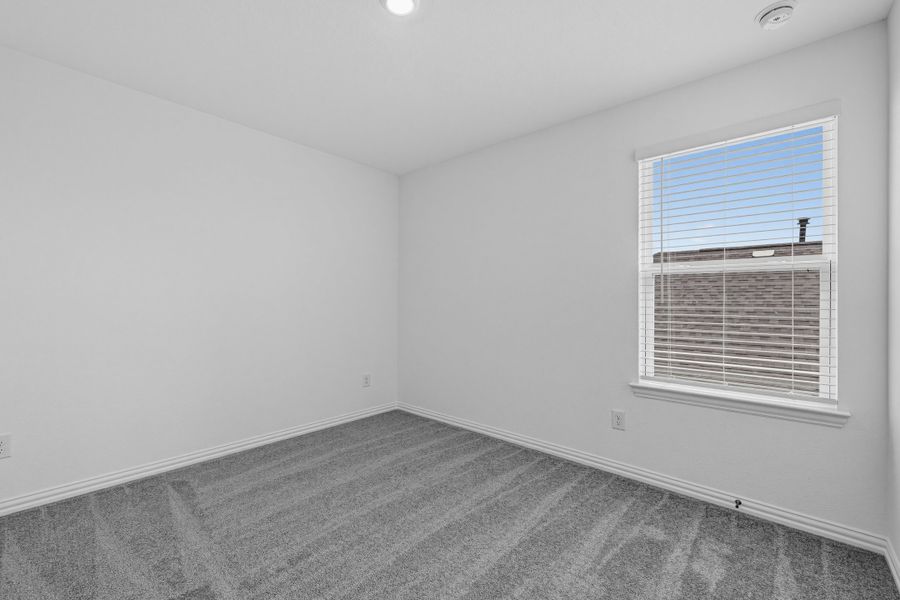 Spacious, unfurnished interior of a new home in Parks at Foster Crossing, Anna (Image 25).