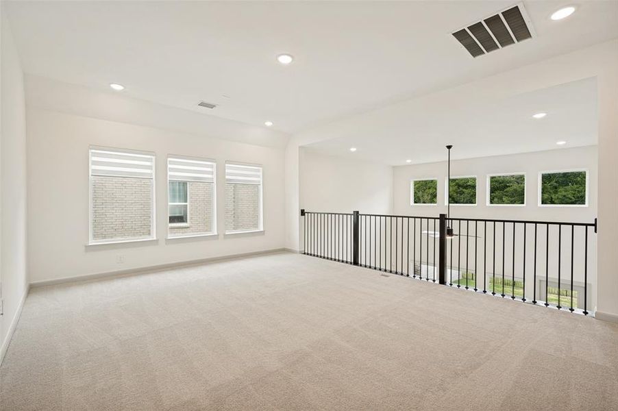 Spacious, unfurnished interior of a new home in , McKinney (Image 25).