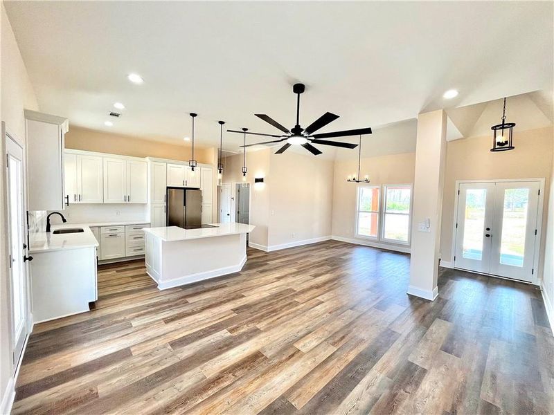 Spacious, unfurnished interior of a new home in , Griffin (Image 12).