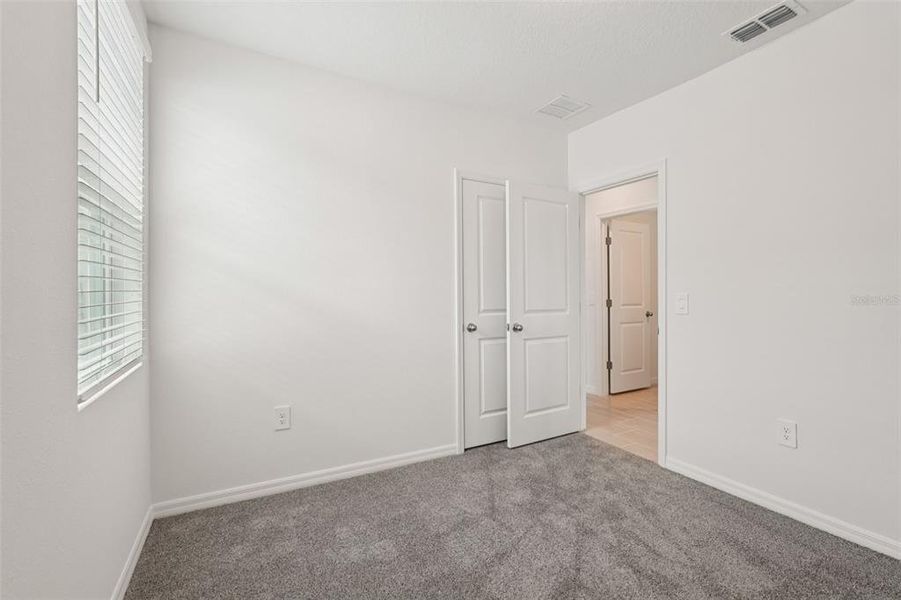 Spacious, unfurnished interior of a new home in , Lake Hamilton (Image 15).