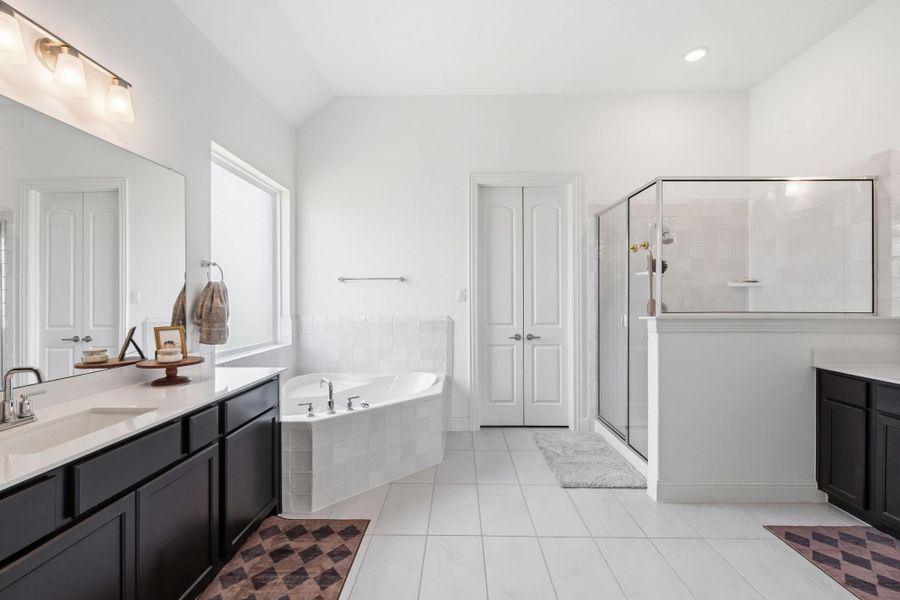 Luxury Primary Bathroom
