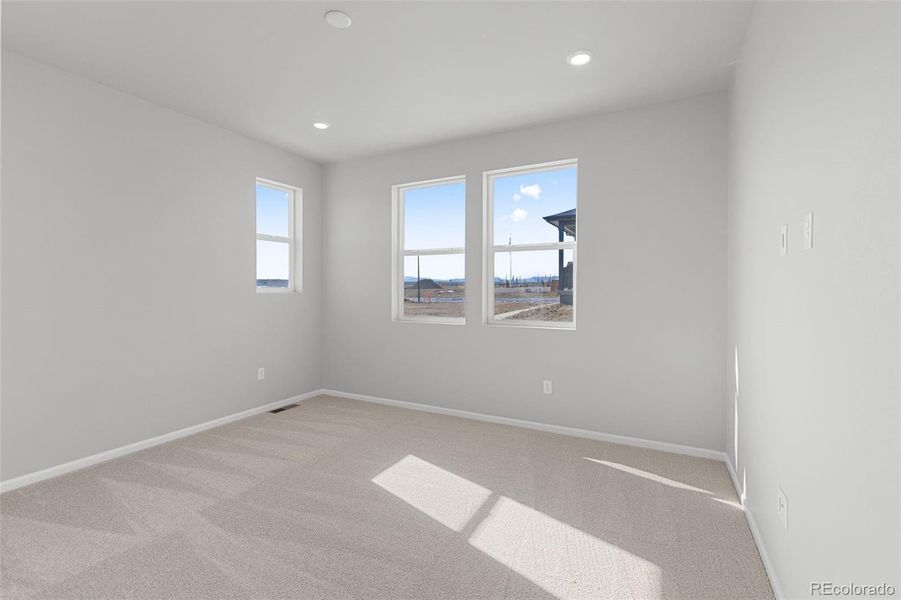 Spacious, unfurnished interior of a new home in Talon Pointe, Thornton (Image 22).
