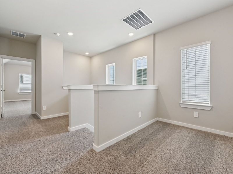 Spacious, unfurnished interior of a new home in Pinewood Trails - City Series, Atascocita (Image 21).