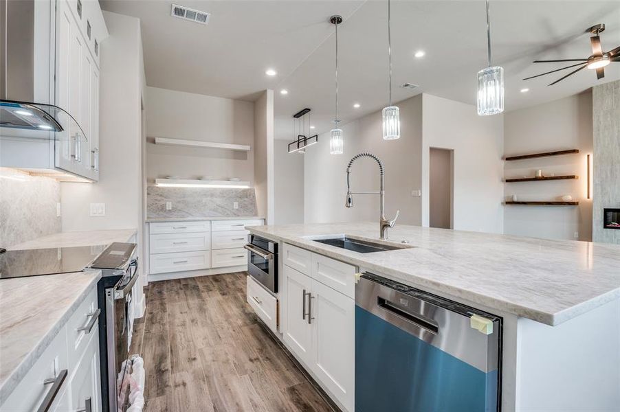 Furnished interior view inside a new home in , DeSoto (Image 8).
