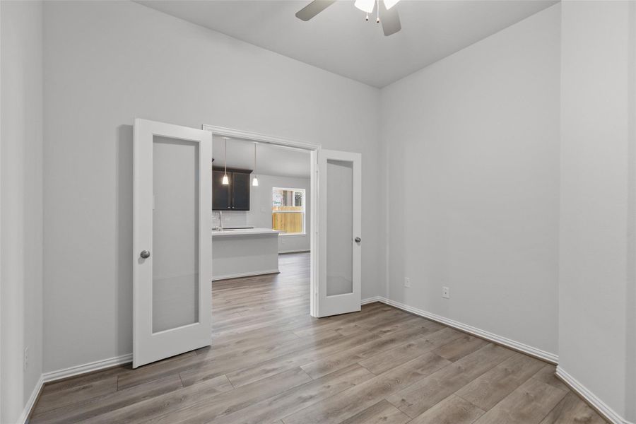 Spacious, unfurnished interior of a new home in Azalea, Katy (Image 25). Spacious, unfurnished interior of a new home in Azalea, Katy (Image 25).