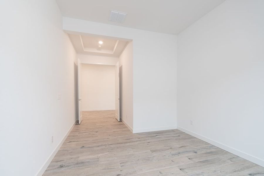 Spacious, unfurnished interior of a new home in Revana at Soleo, San Tan Valley (Image 23).