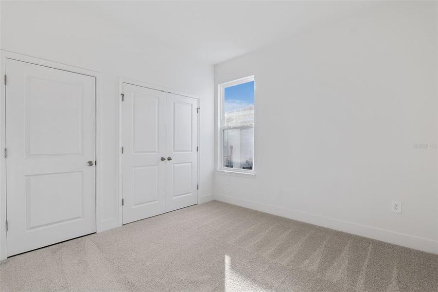 Spacious, unfurnished interior of a new home in Eden Crest, Apopka (Image 22).