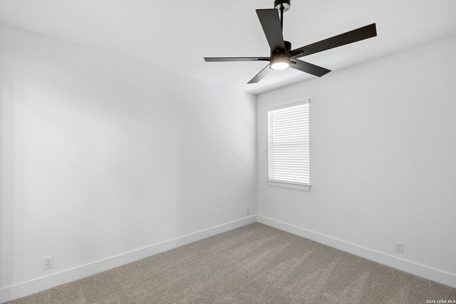 Spacious, unfurnished interior of a new home in Prominence Urban, San Antonio (Image 19).