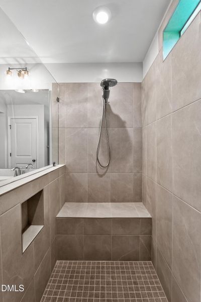 virtual-tour-152200-photo-17587440878821 virtual-tour-152200-photo-17587440878821