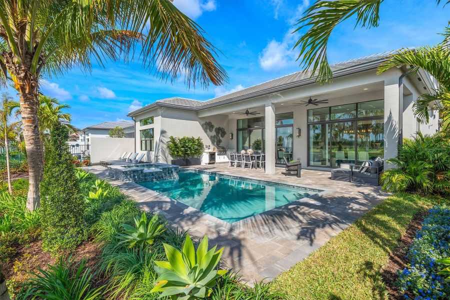 Representative exterior details of a home built from the Harper by GL Homes in Valencia Del Mar (55+), Boynton Beach (Image 4).