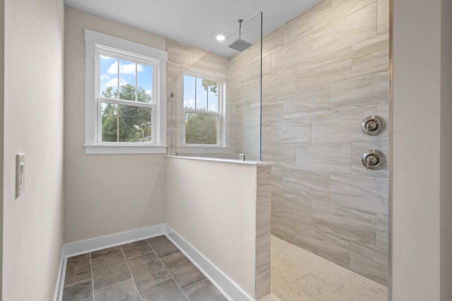 Spacious, unfurnished interior of a new home in , Johns Island (Image 13).
