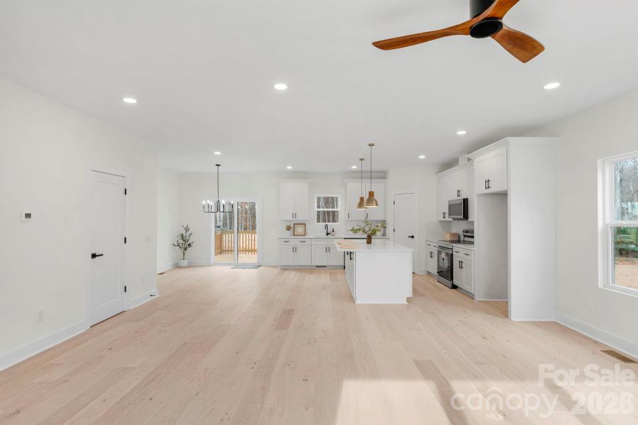 Image 29 of a home in .