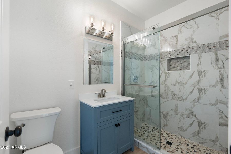 22-web-or-mls-DSC01564 copy 22-web-or-mls-DSC01564 copy