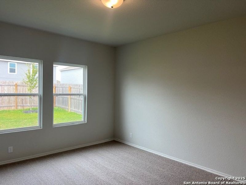 Spacious, unfurnished interior of a new home in Cordova Trails, Seguin (Image 16).