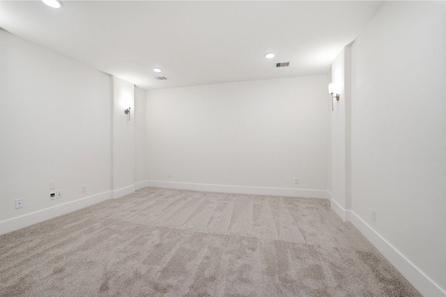 Spacious, unfurnished interior of a new home in Suncreek Estates, Rosharon (Image 39). Spacious, unfurnished interior of a new home in Suncreek Estates, Rosharon (Image 39).