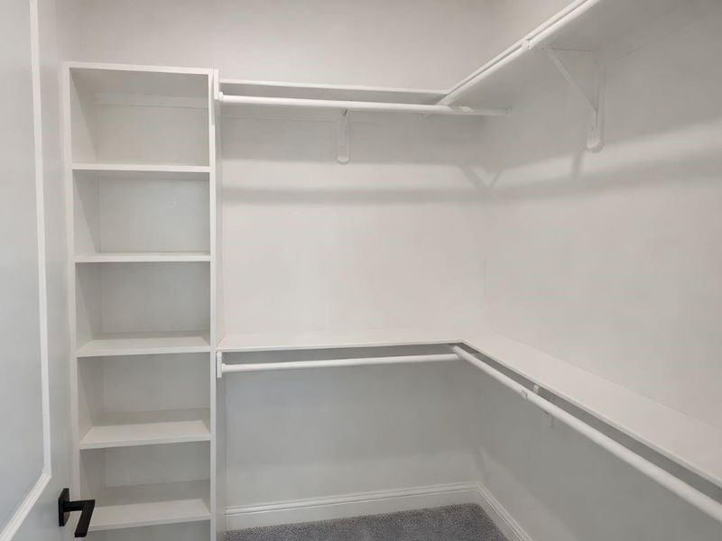 Spacious, unfurnished interior of a new home in Hill & Dale Ranch, Splendora (Image 5).