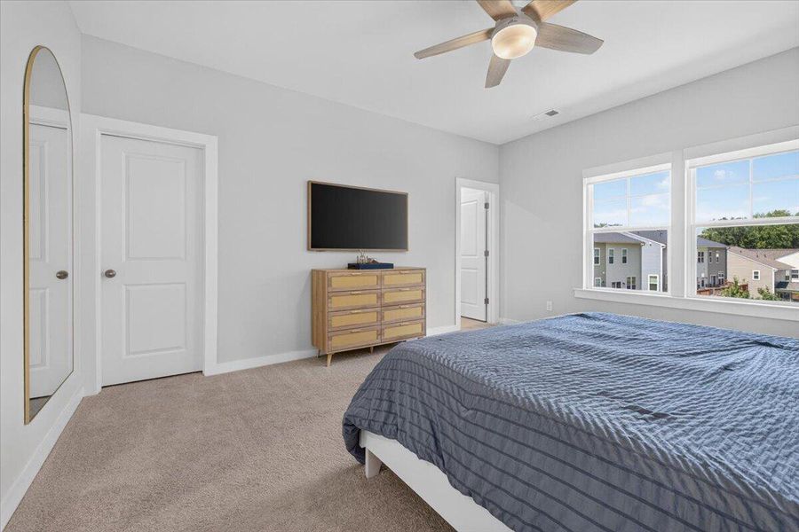 Furnished interior view inside a new home in , Hanahan (Image 14).