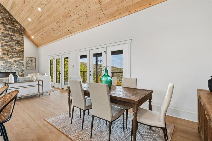 Furnished interior view inside a new home in , Jasper (Image 25).