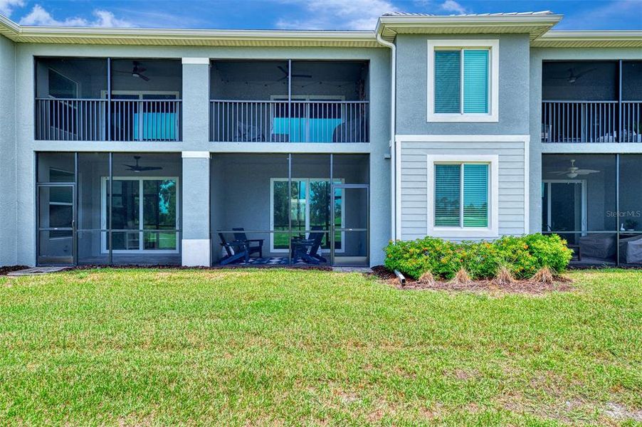 Exterior details and patio area of a home in Wellen Park Golf & Country Club, Venice (Image 3).