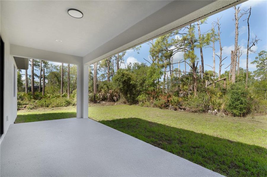 Exterior details and patio area of a home in , Port Charlotte (Image 18).
