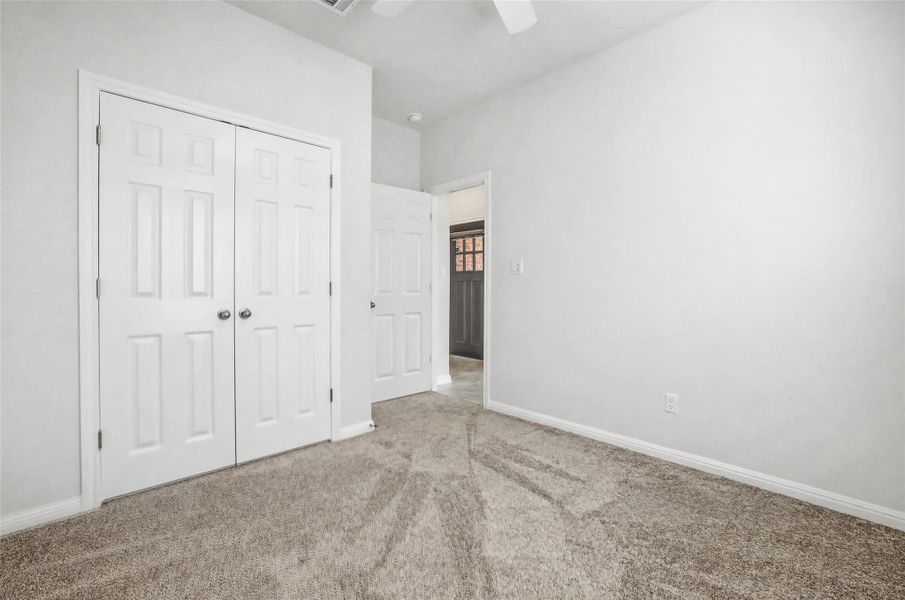 Spacious, unfurnished interior of a new home in , Kyle (Image 28).