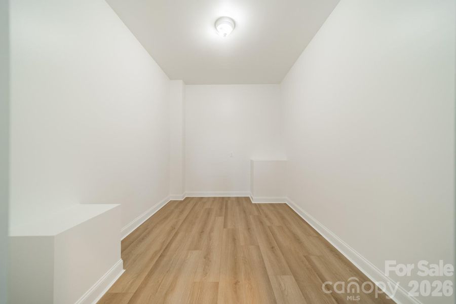 Spacious, unfurnished interior of a new home in , Wesley Chapel (Image 22). Spacious, unfurnished interior of a new home in , Wesley Chapel (Image 22).