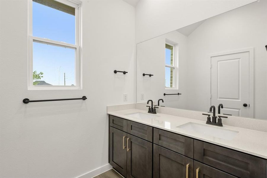 704 Tyronza- Primary Suite-6 704 Tyronza- Primary Suite-6