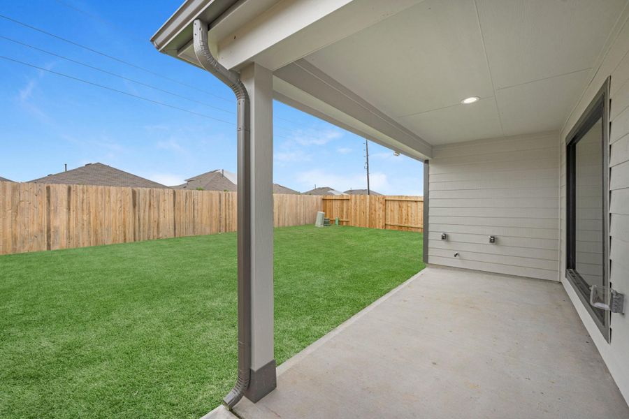 Exterior details and patio area of a home in Grand Mason Crossing, Katy (Image 3). Exterior details and patio area of a home in Grand Mason Crossing, Katy (Image 3).
