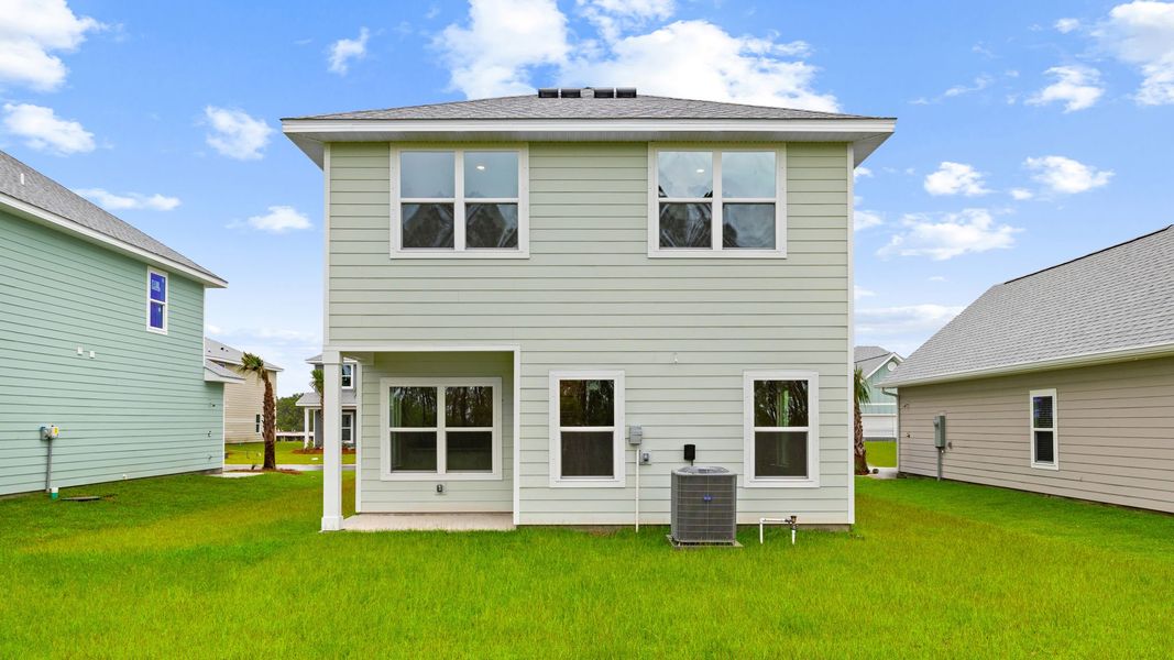 Representative exterior details of a home built from the The Monroe by D.R. Horton in WindMark Beach, Port Saint Joe (Image 25).