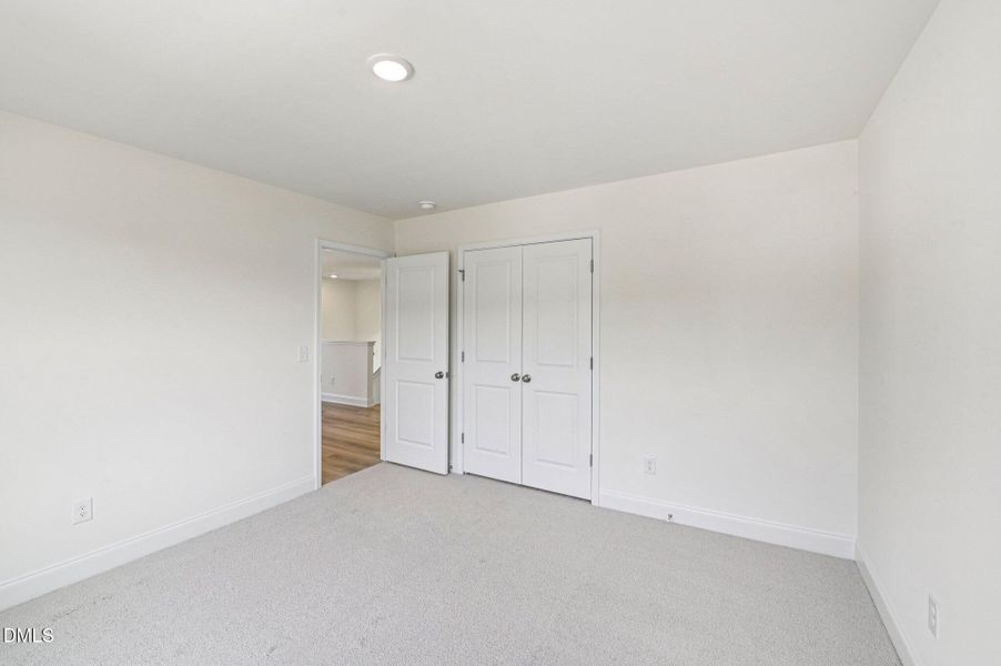 27-web-or-mls-Hay Fld Dr-S2706-027
