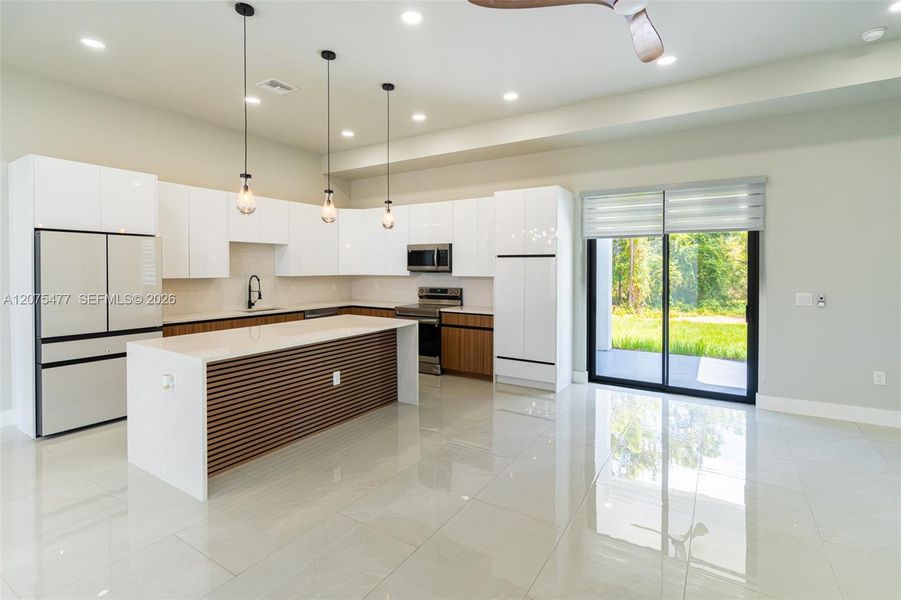 Furnished interior view inside a new home in , Lehigh Acres (Image 7). Furnished interior view inside a new home in , Lehigh Acres (Image 7).